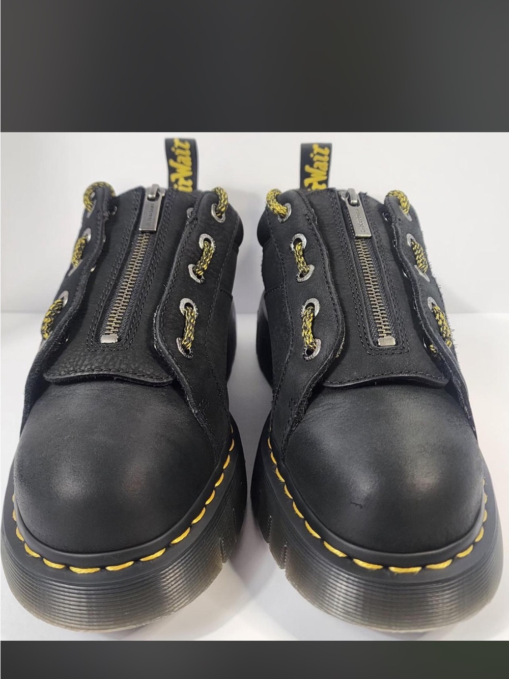 Dr. Martens Low Zip Woodard